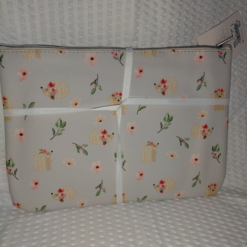 LC Lauren Conrad Floral Hedgehog Cosmetic Bag Set - Cream and Pink - Picture 3 of 3